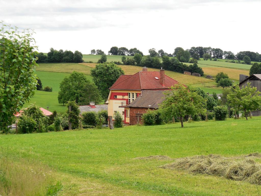 Familiehuis Fuchs Horni Branna Exterior photo